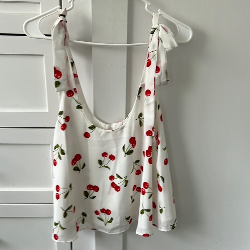 Cute top